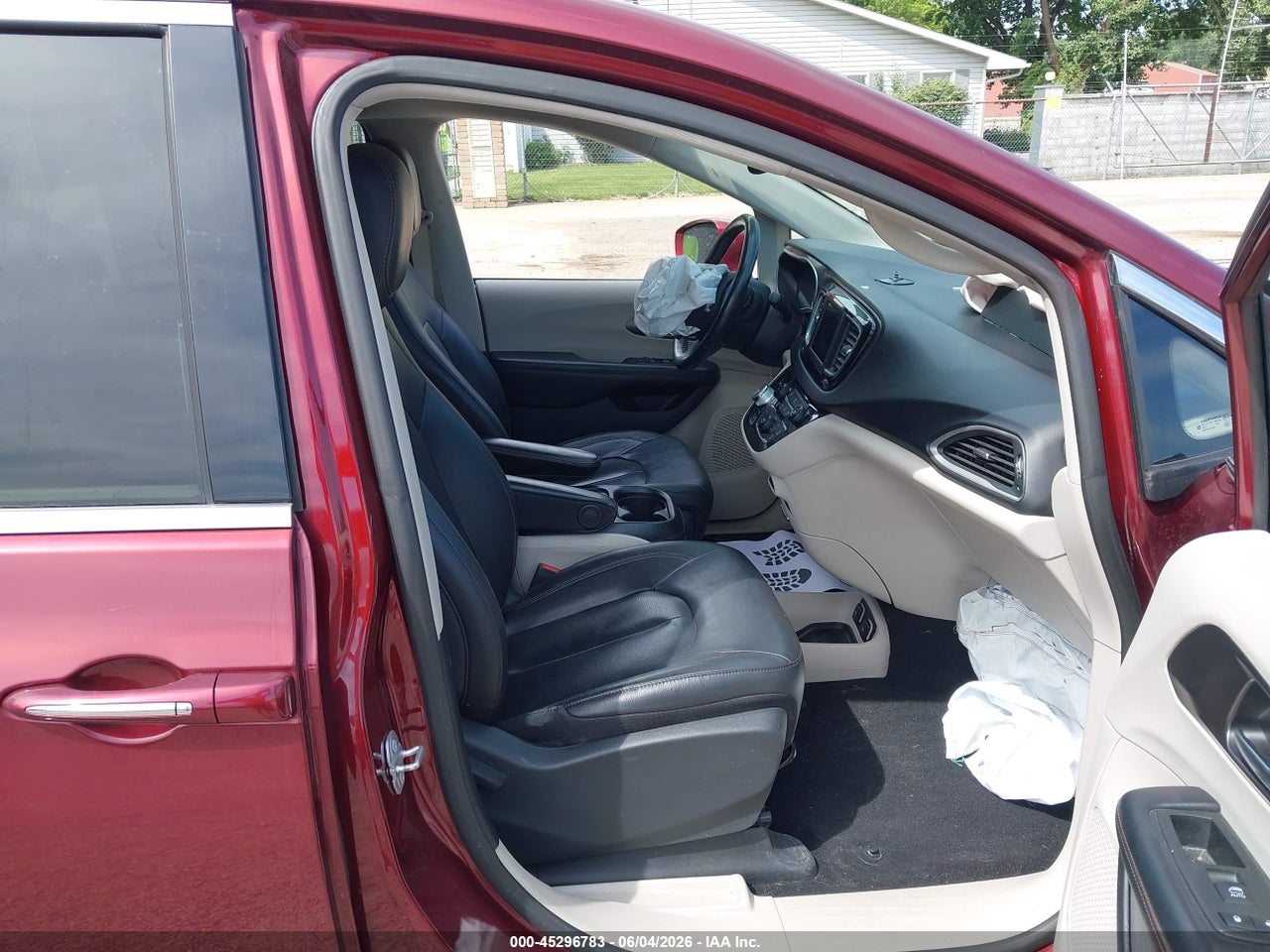 2020 CHRYSLER PACIFICA TOURING L thumbnail 6