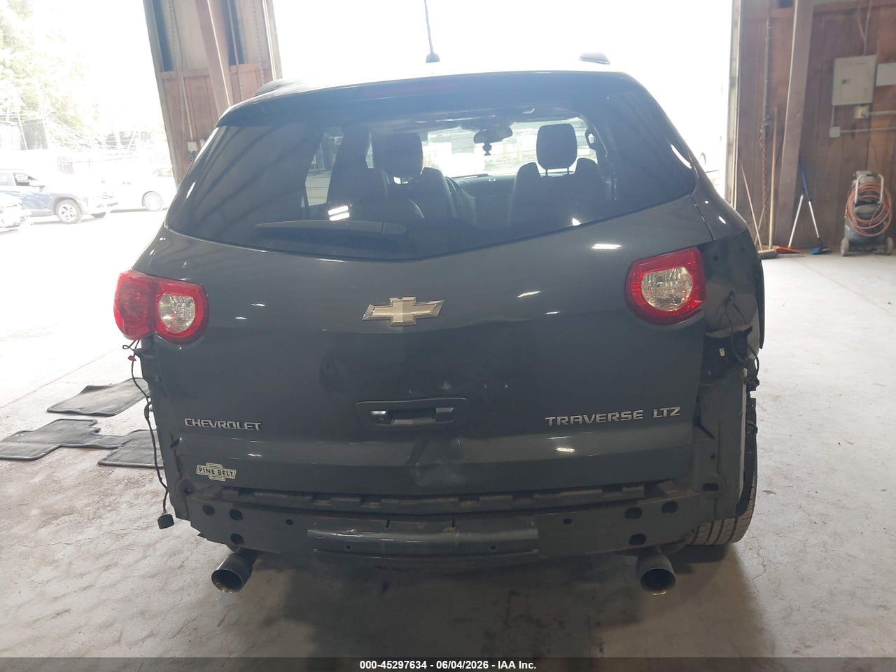 2009 CHEVROLET TRAVERSE LTZ thumbnail 7