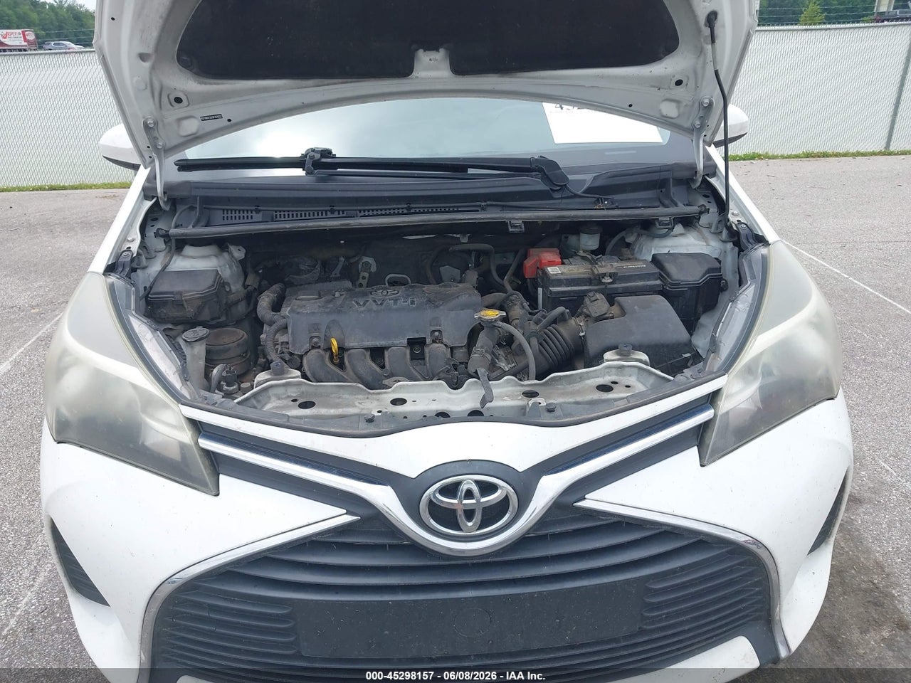 2015 TOYOTA YARIS LE thumbnail 11