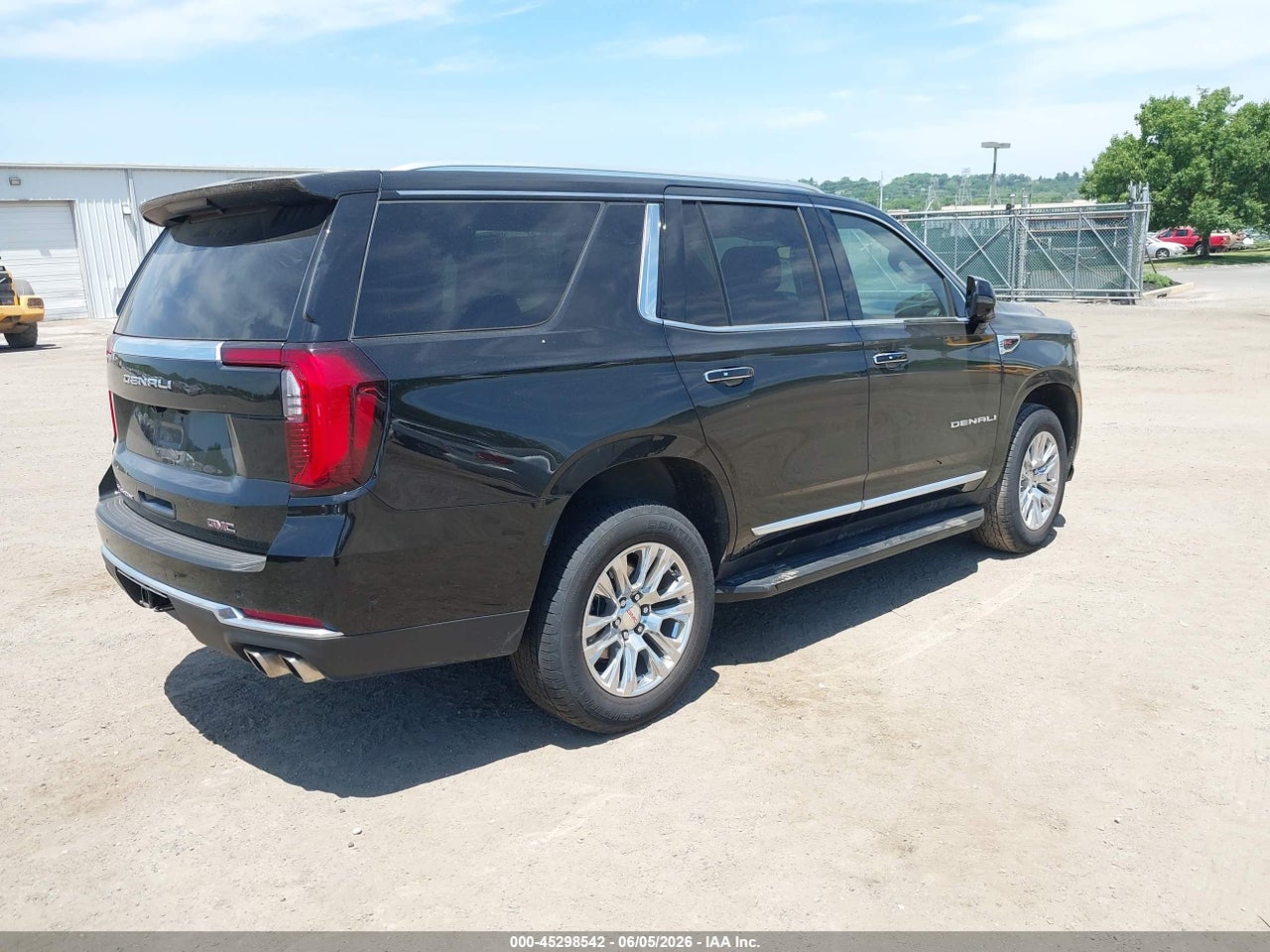 2025 GMC YUKON 4WD DENALI · 4/12