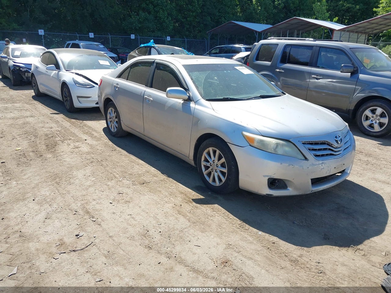 2011 TOYOTA CAMRY XLE V6 thumbnail 2