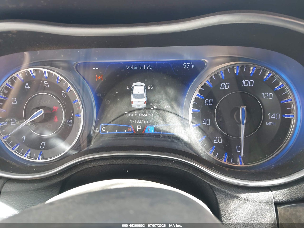2019 CHRYSLER 300 LIMITED thumbnail 8