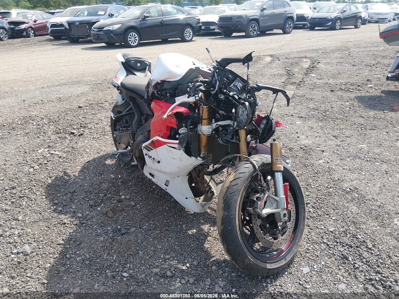 2025 Yamaha r9