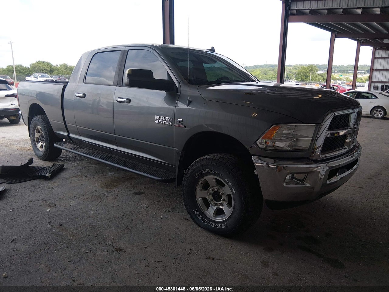2013 RAM 2500 SLT thumbnail 2