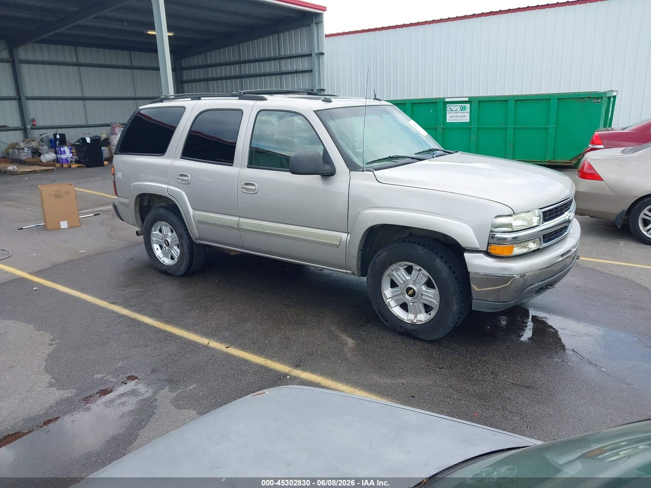 2004 CHEVROLET TAHOE LT thumbnail 2