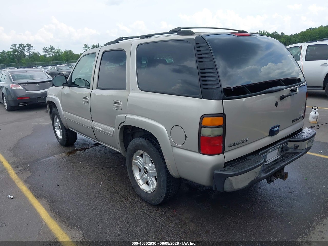 2004 CHEVROLET TAHOE LT thumbnail 4
