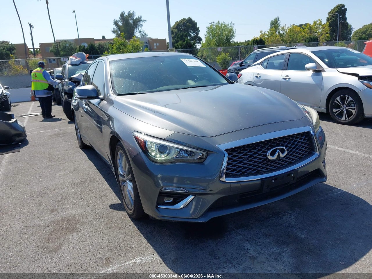 2022 INFINITI Q50 LUXE thumbnail 2