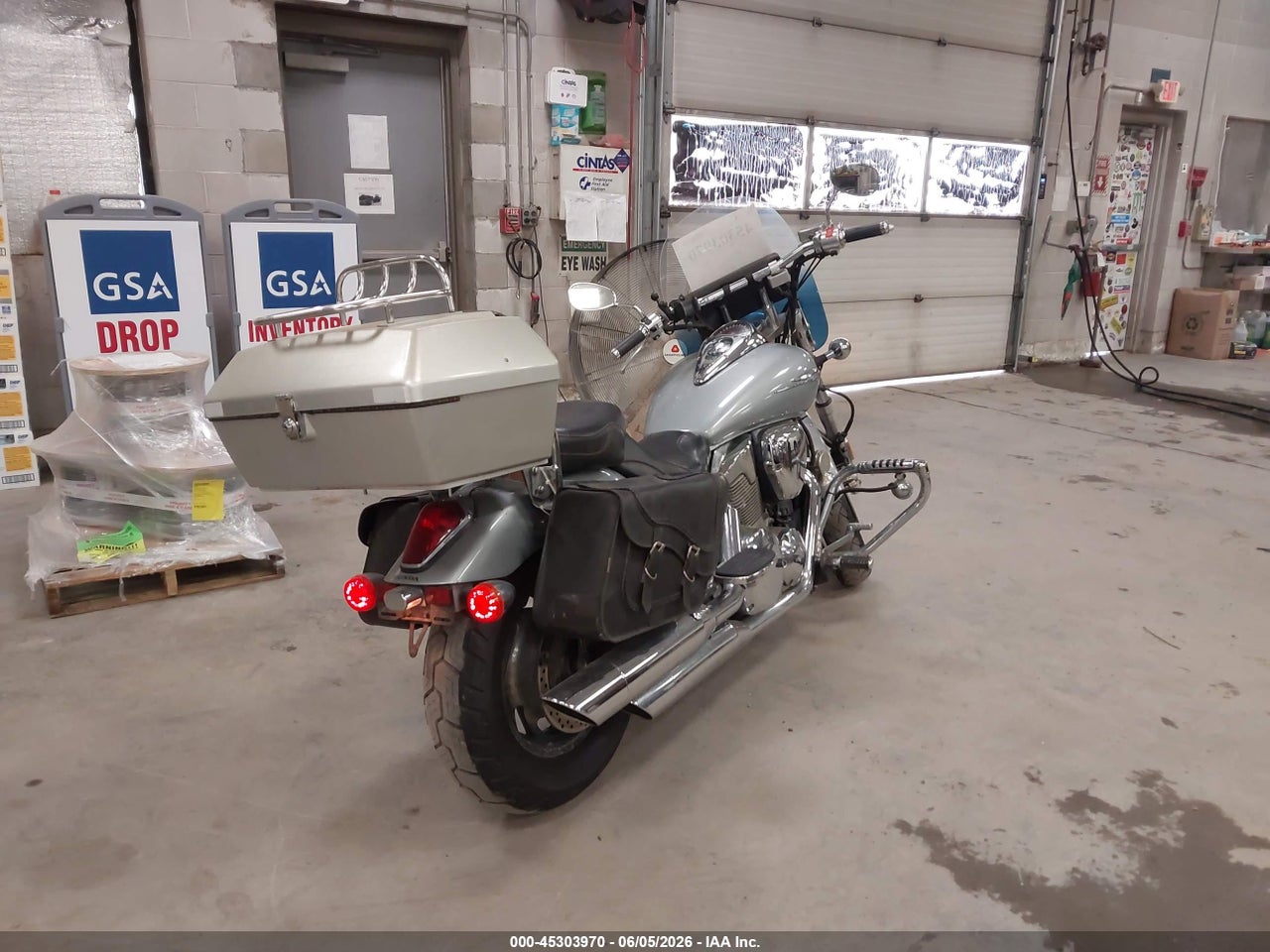 2004 HONDA VTX1300 C thumbnail 5