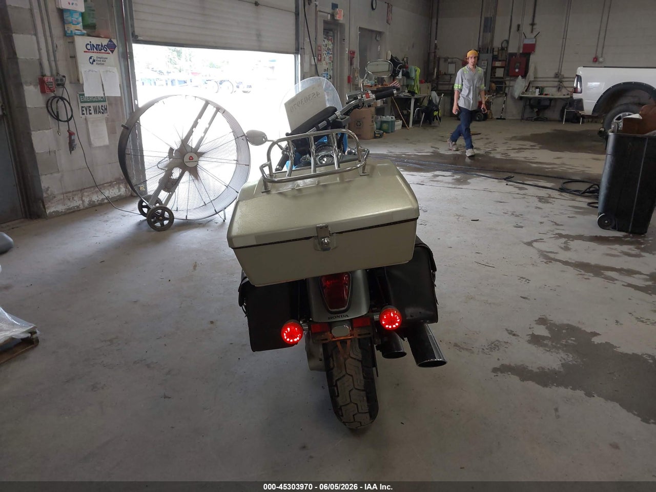 2004 HONDA VTX1300 C thumbnail 7
