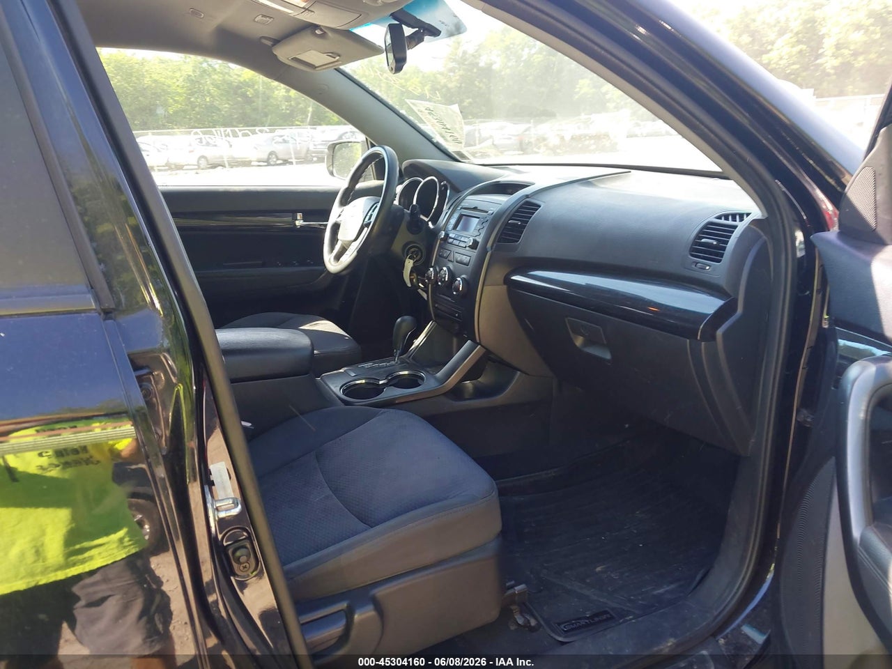 2011 KIA SORENTO LX · 5/12