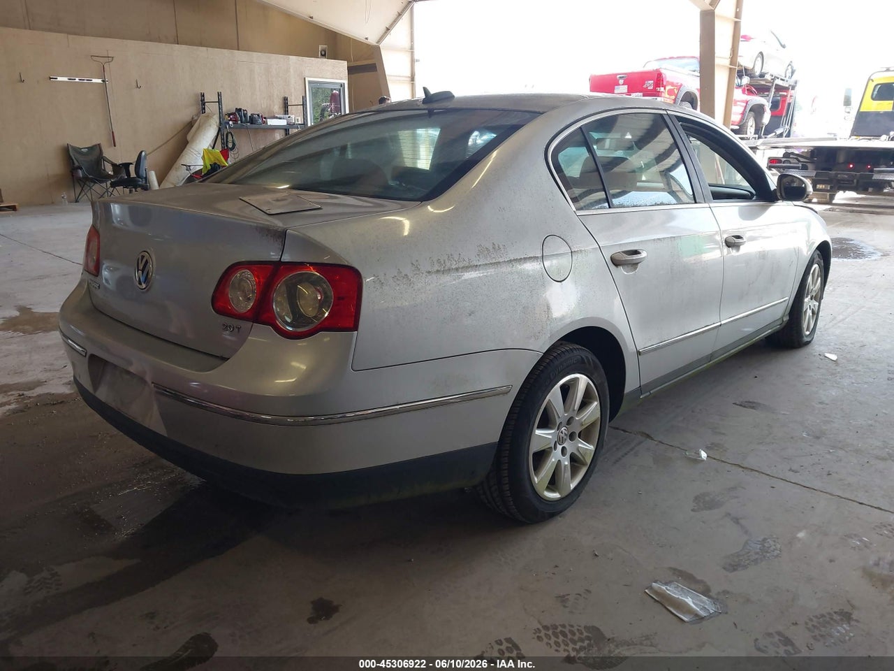 2006 VOLKSWAGEN PASSAT 2.0T thumbnail 5