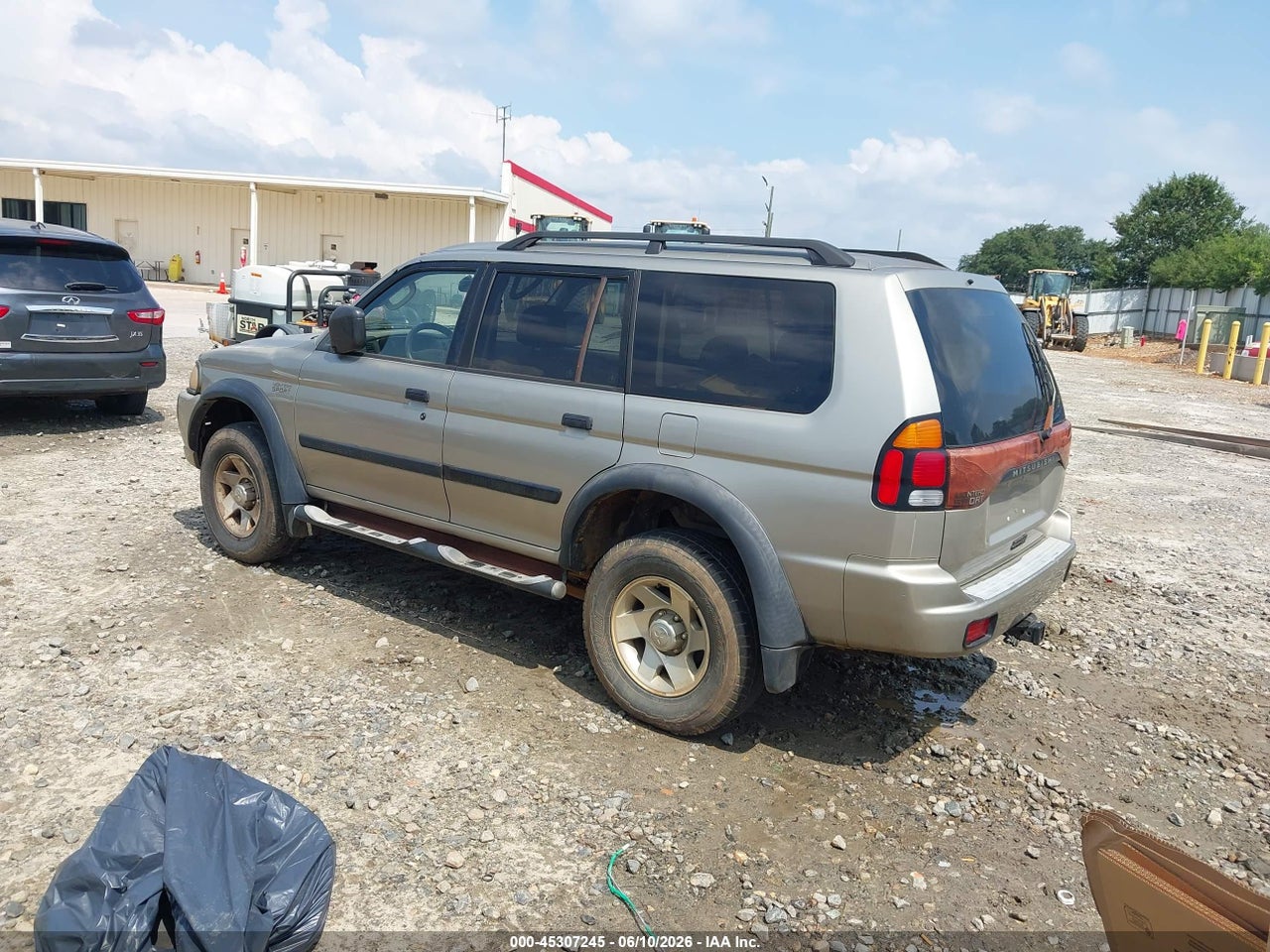 2003 MITSUBISHI MONTERO SPORT ES/LS · 3/12