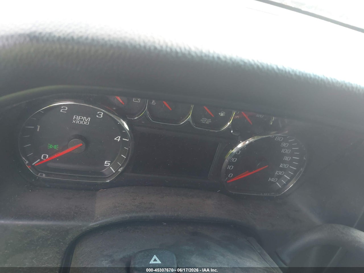 2015 CHEVROLET SILVERADO 2500HD LT thumbnail 8
