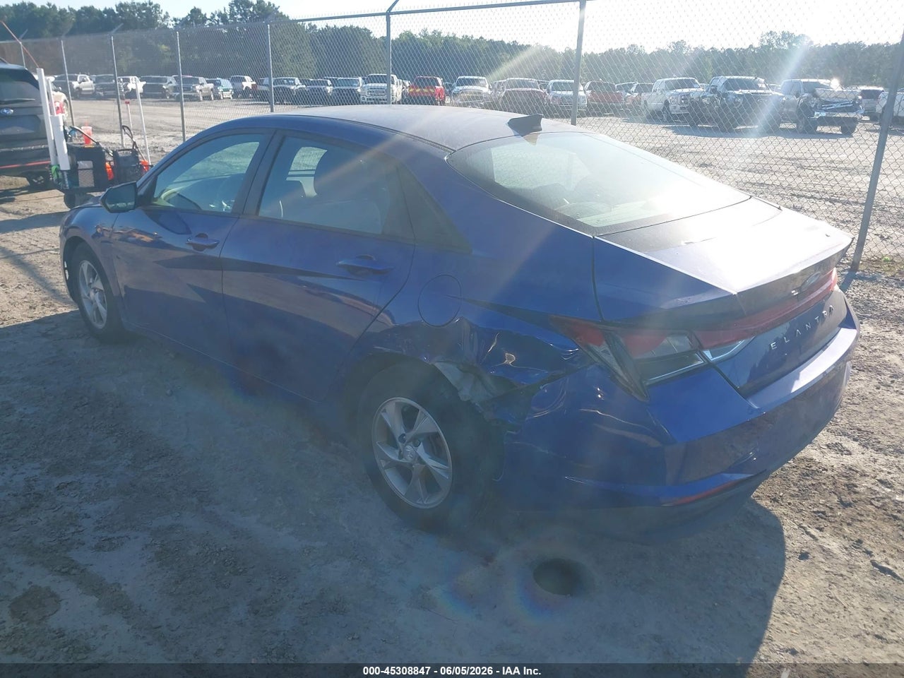 2021 HYUNDAI ELANTRA SE thumbnail 4