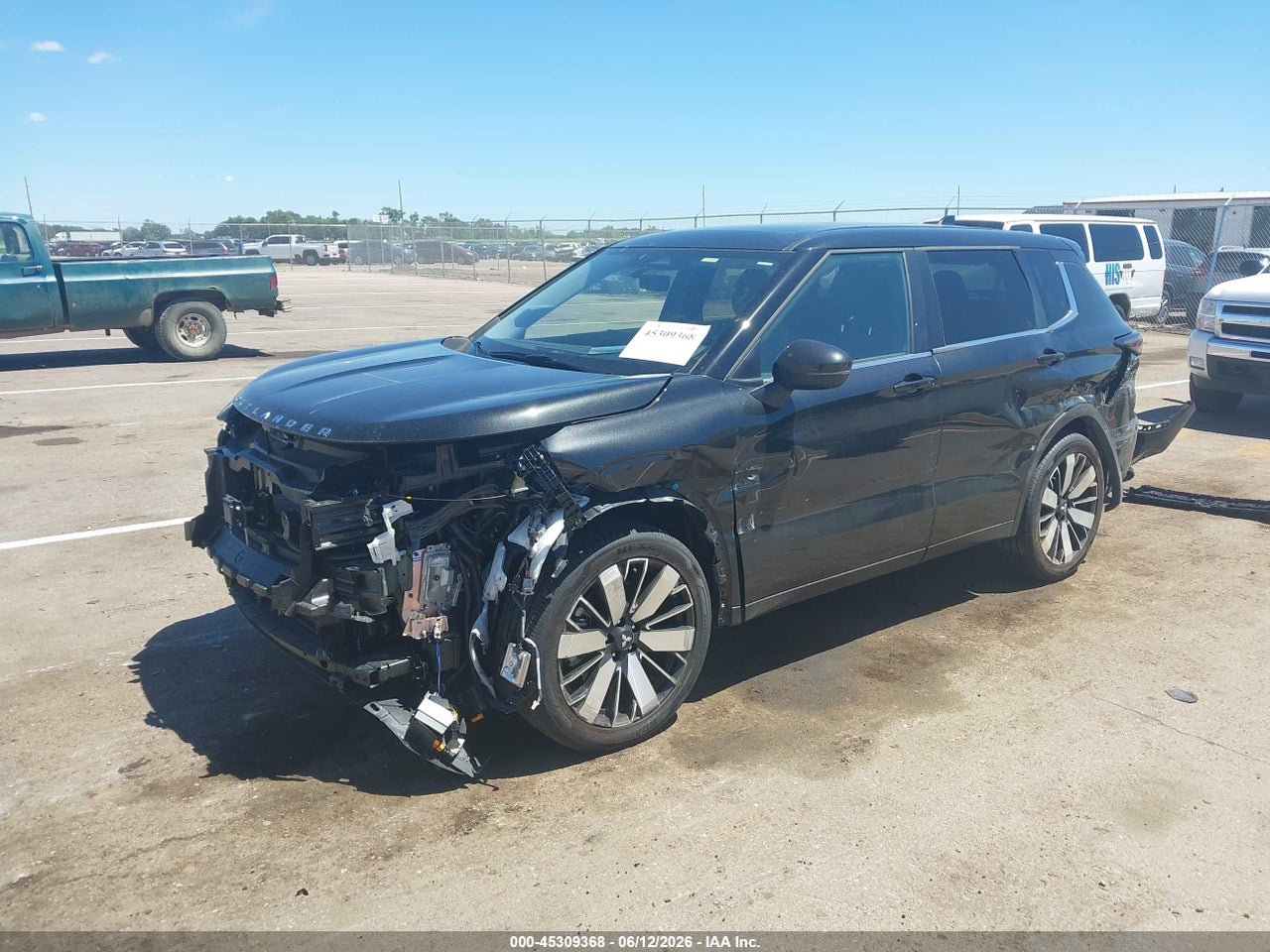 2025 MITSUBISHI OUTLANDER SE 2.5 S-AWC · 2/12