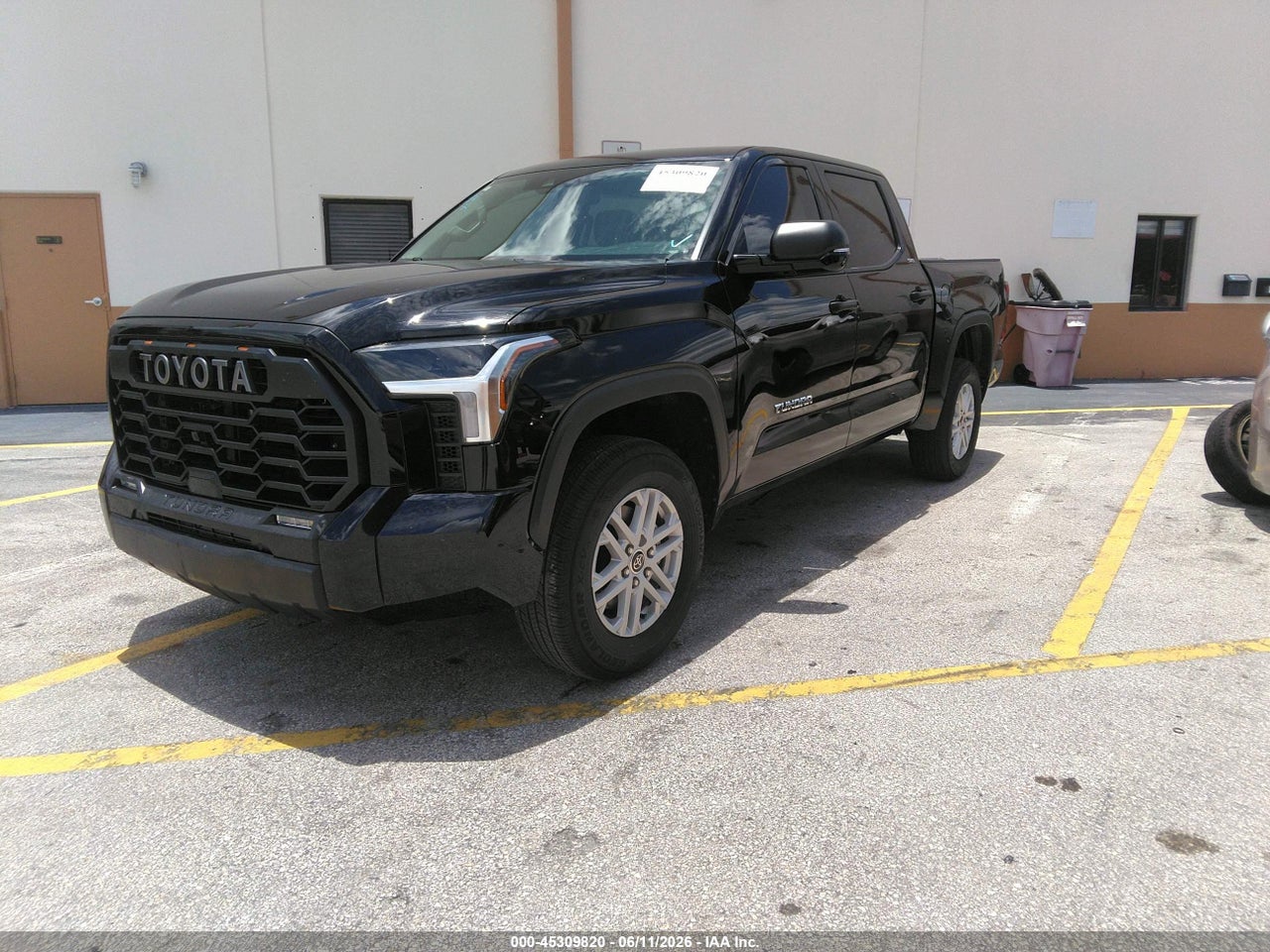 2024 TOYOTA TUNDRA SR5 thumbnail 3