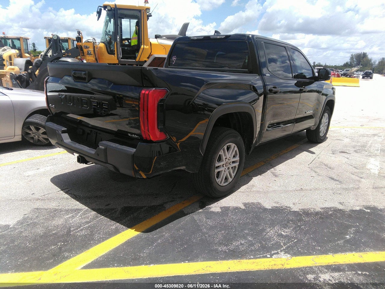 2024 TOYOTA TUNDRA SR5 thumbnail 5