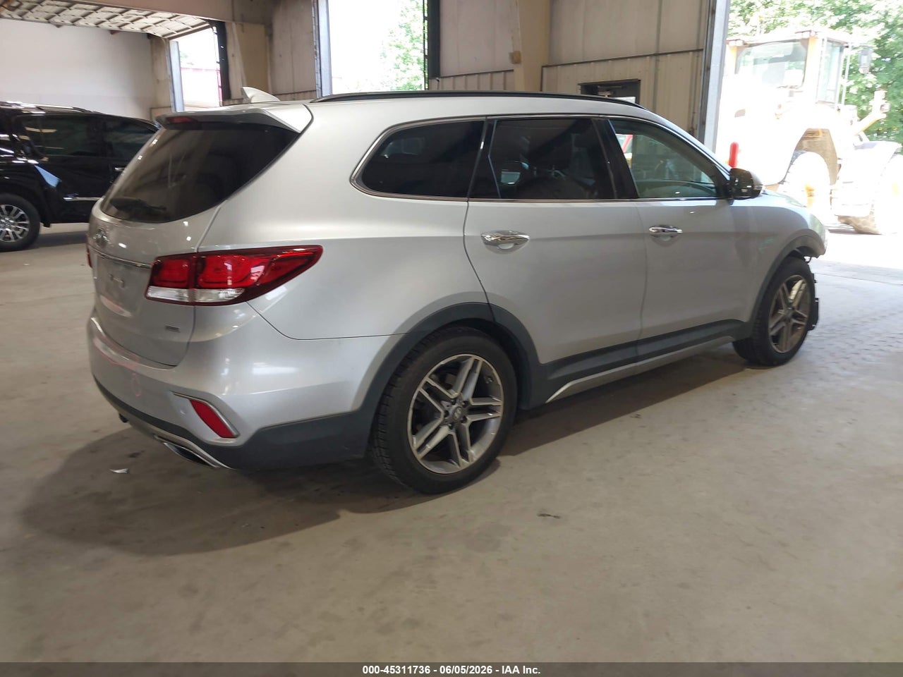 2017 HYUNDAI SANTA FE LIMITED ULTIMATE · 4/12