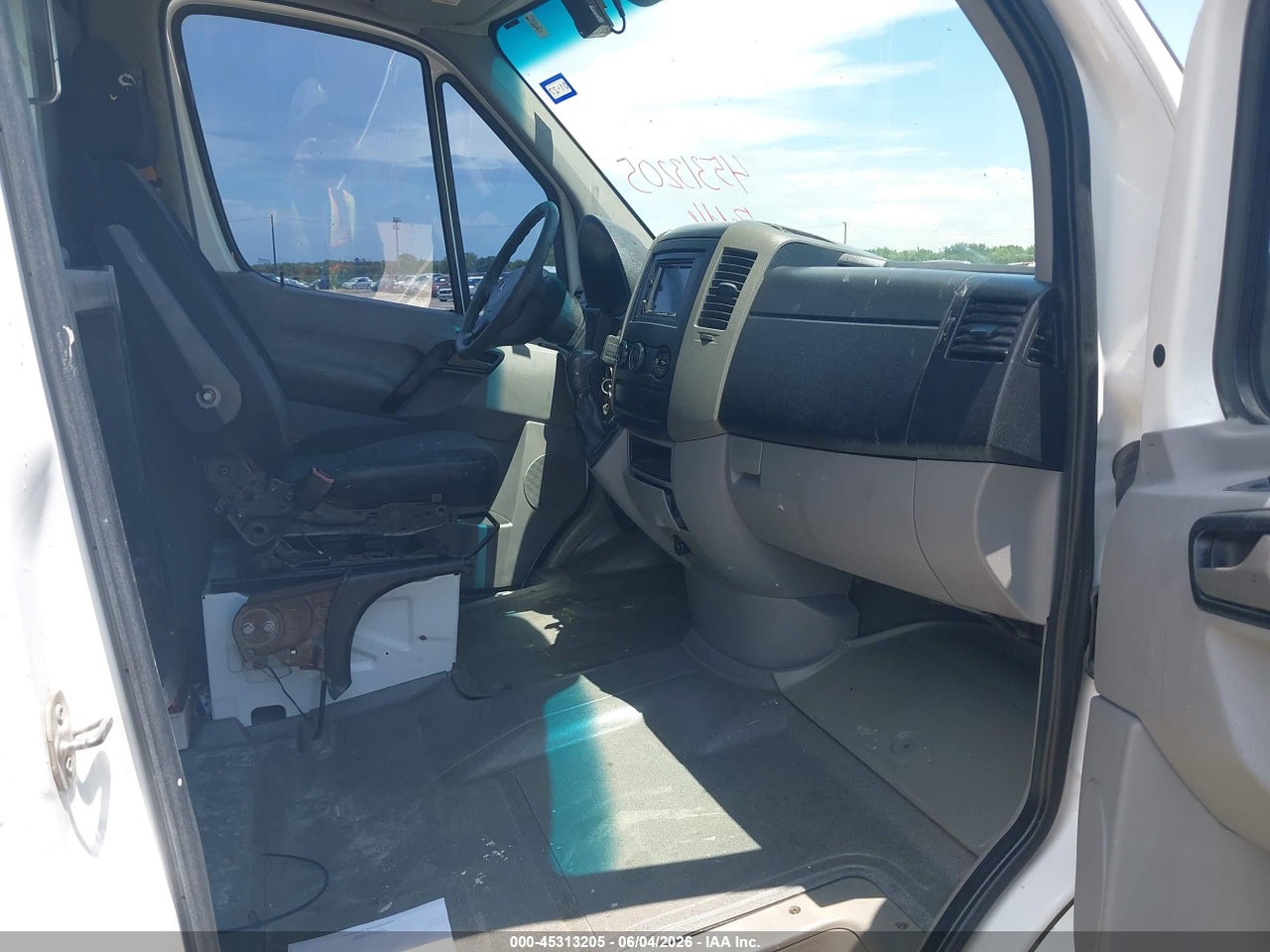 2012 MERCEDES-BENZ SPRINTER 2500 HIGH ROOF · 5/12