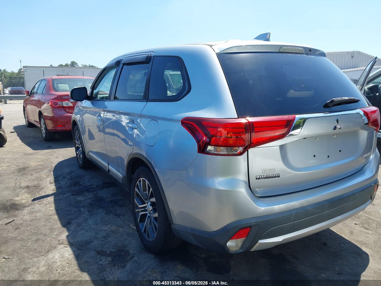 2017 MITSUBISHI OUTLANDER SE/SEL thumbnail 4