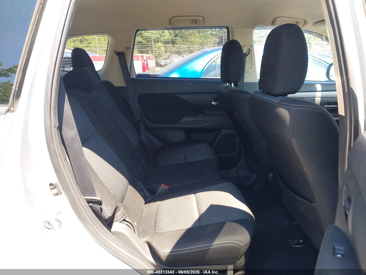 2017 MITSUBISHI OUTLANDER SE/SEL thumbnail 9