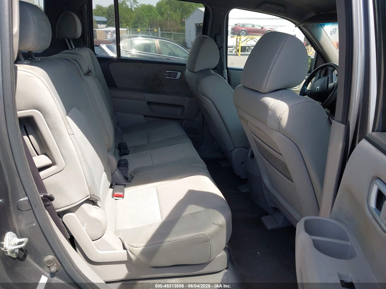 2011 HONDA PILOT LX thumbnail 9