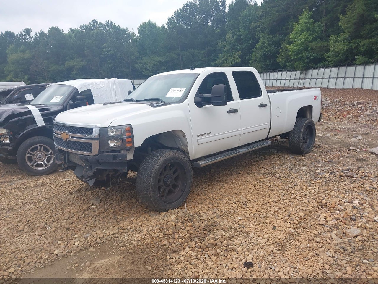 2012 CHEVROLET SILVERADO 2500HD LT thumbnail 3