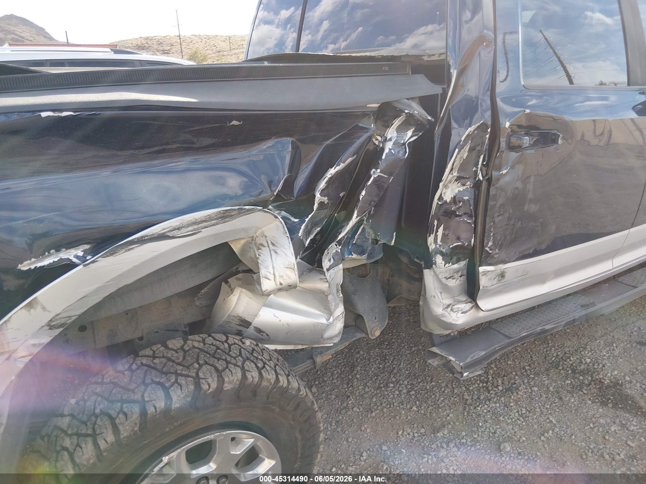2014 RAM 3500 LARAMIE thumbnail 7