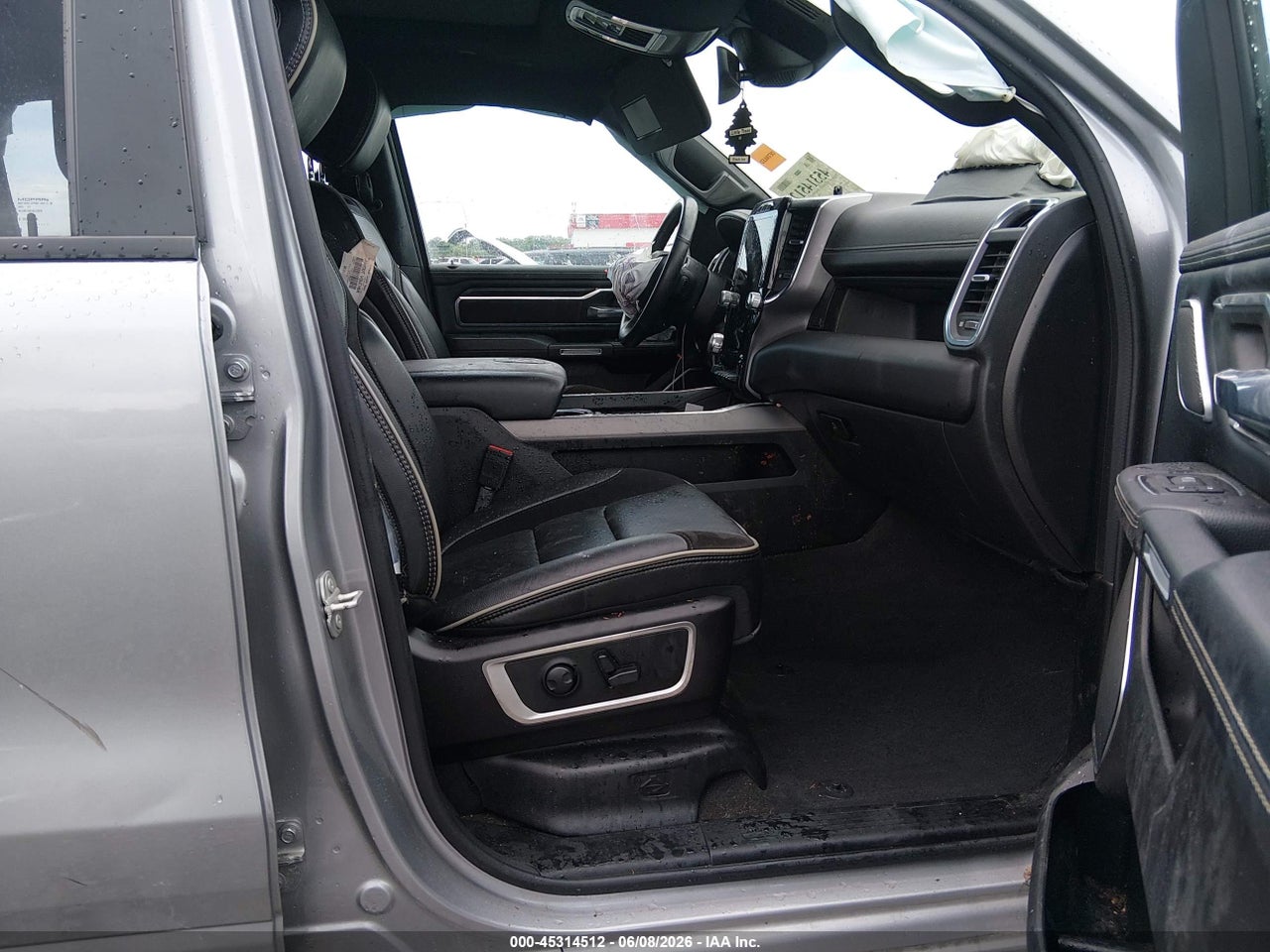 2024 RAM 1500 LARAMIE  4X4 5'7 BOX thumbnail 6