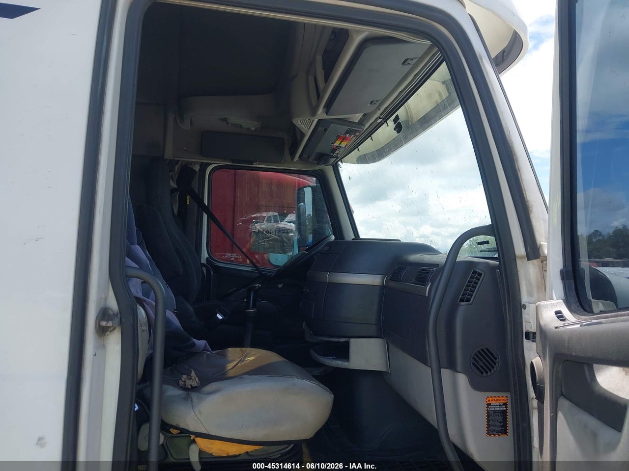 2012 VOLVO VN VNL thumbnail 9