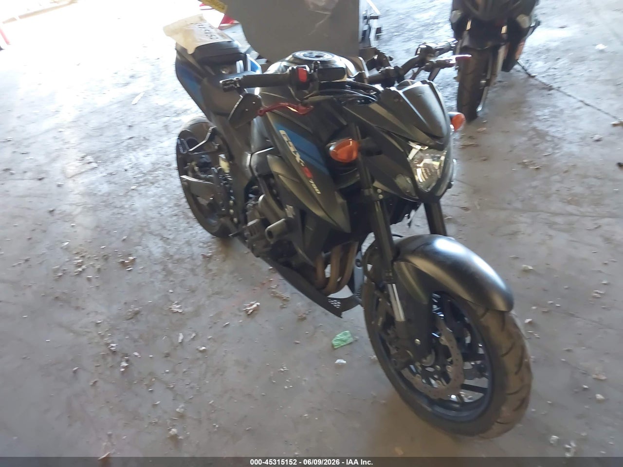 2019 SUZUKI GSX-S750 M/Z thumbnail 2