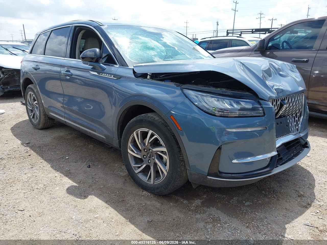 5LMCJ1CA6PU****** · 2023 LINCOLN CORSAIR STANDARD