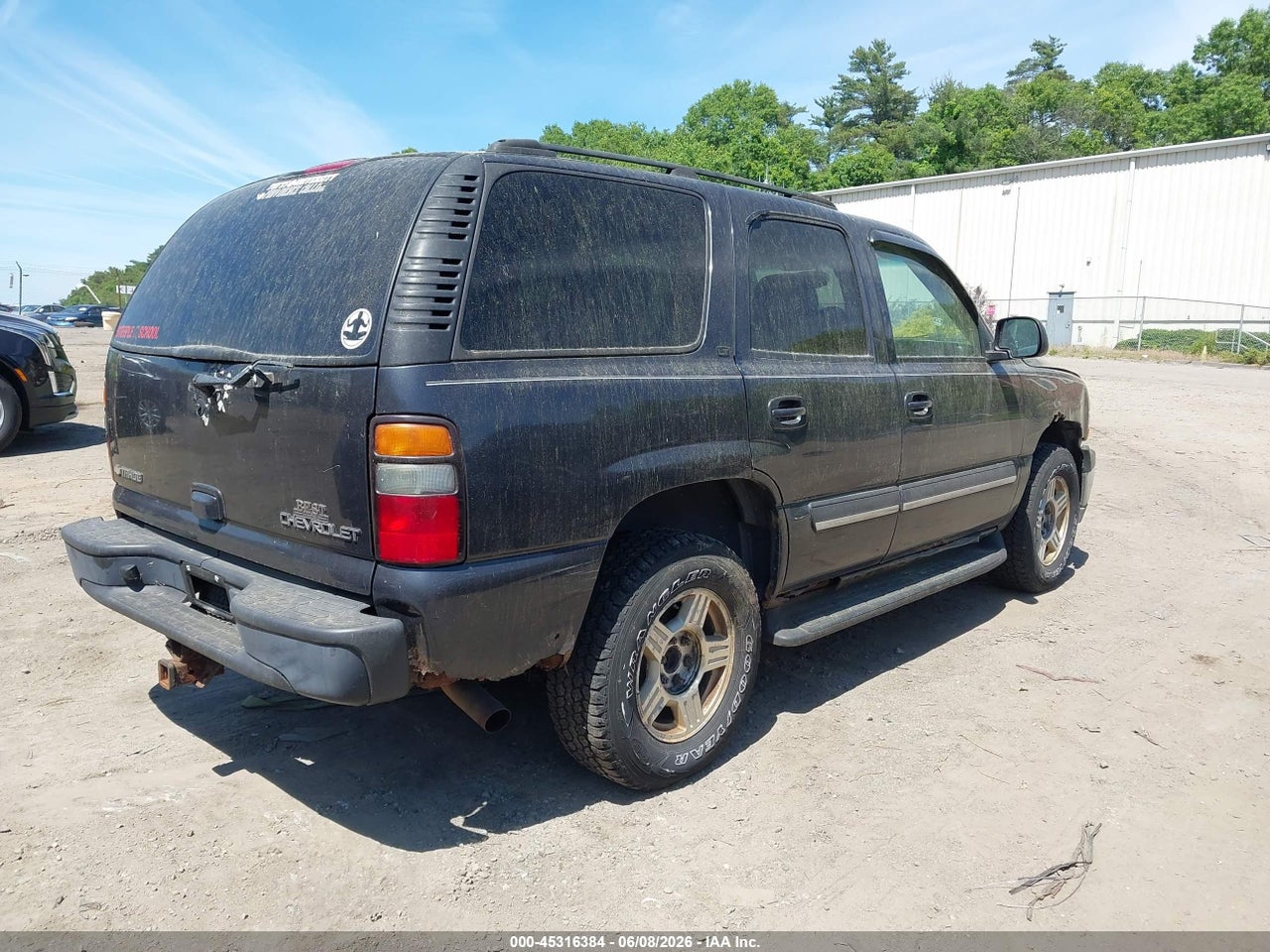 2004 CHEVROLET TAHOE LT thumbnail 5