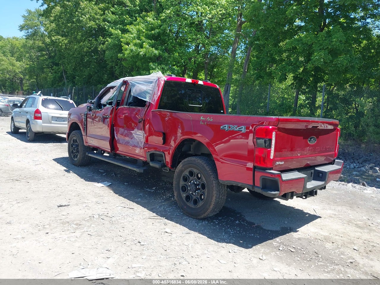 2026 FORD F-350 LARIAT thumbnail 4