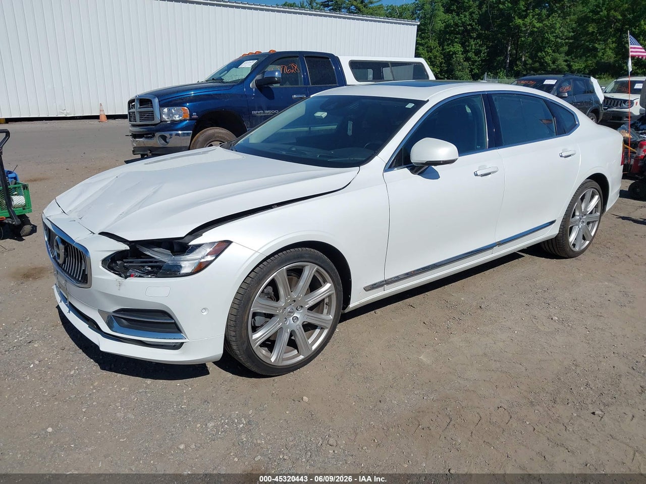 2018 VOLVO S90 T6 INSCRIPTION thumbnail 3