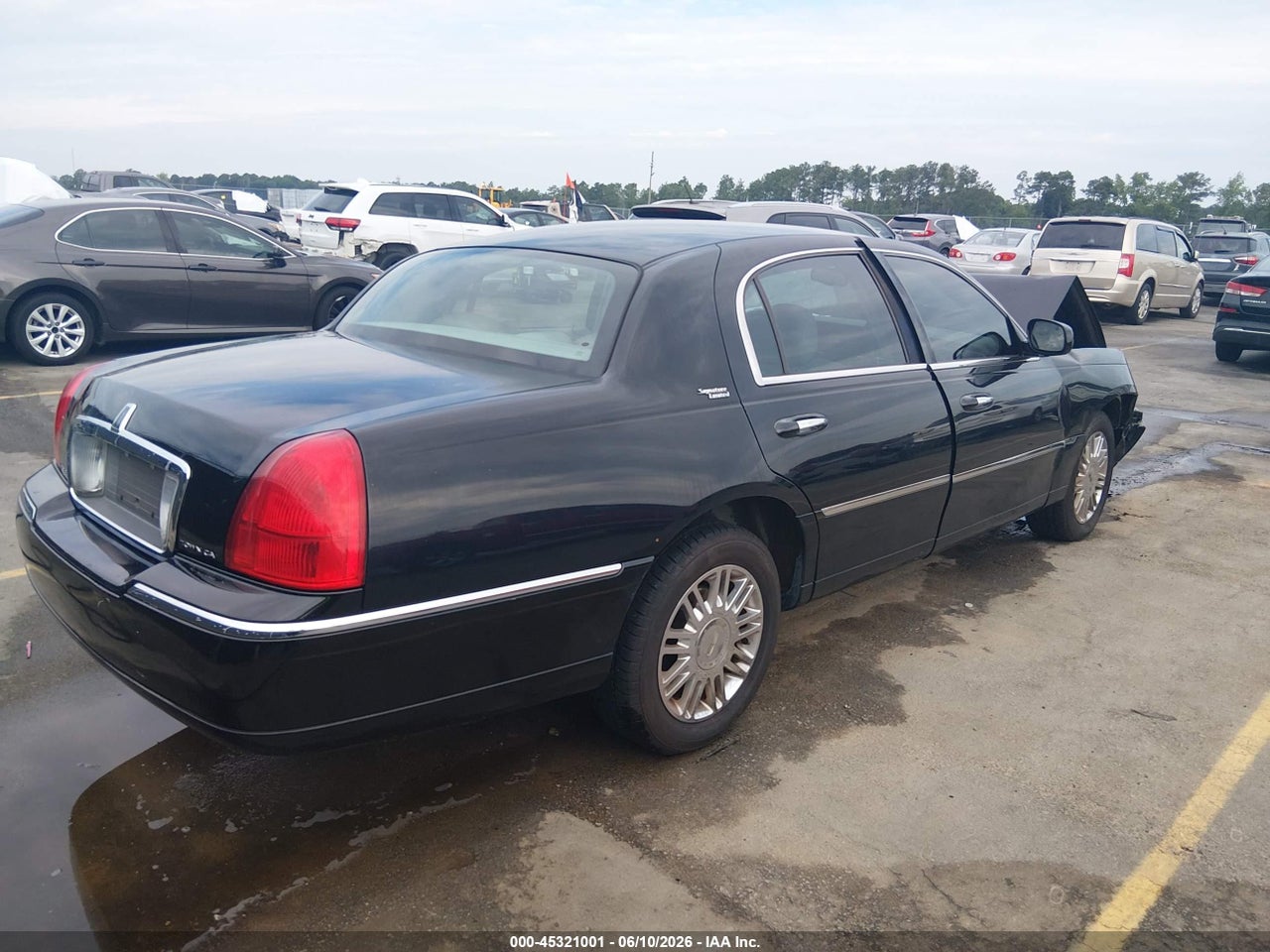 2007 LINCOLN TOWN CAR SIGNATURE LIMITED thumbnail 5