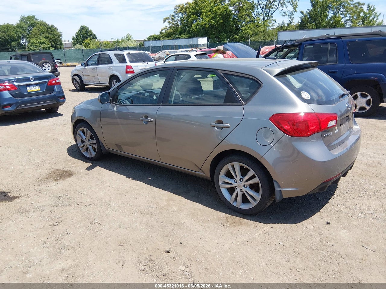 2011 KIA FORTE SX thumbnail 4