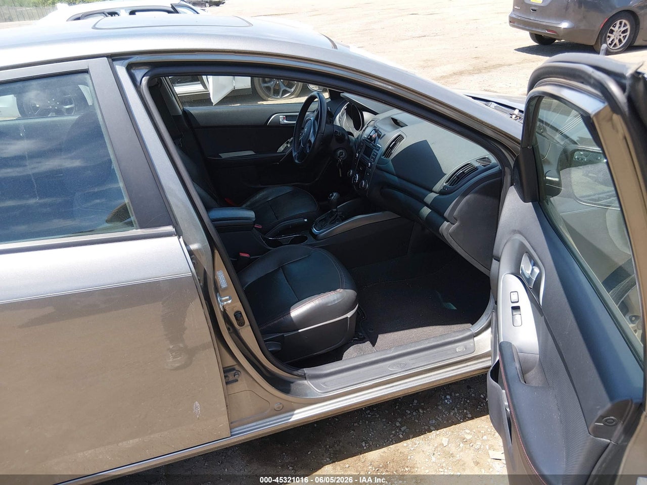 2011 KIA FORTE SX thumbnail 6