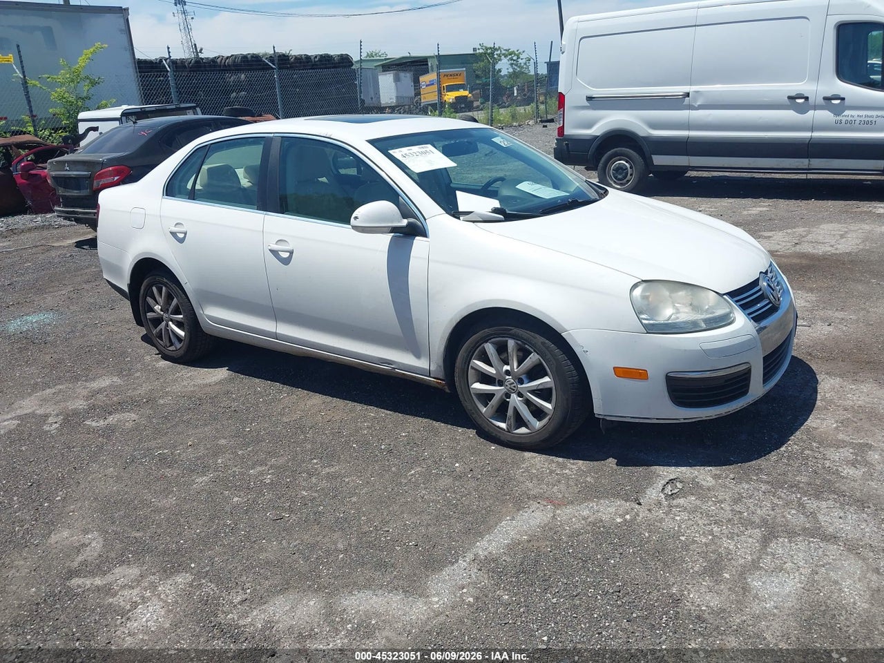 2010 VOLKSWAGEN JETTA SE thumbnail 2