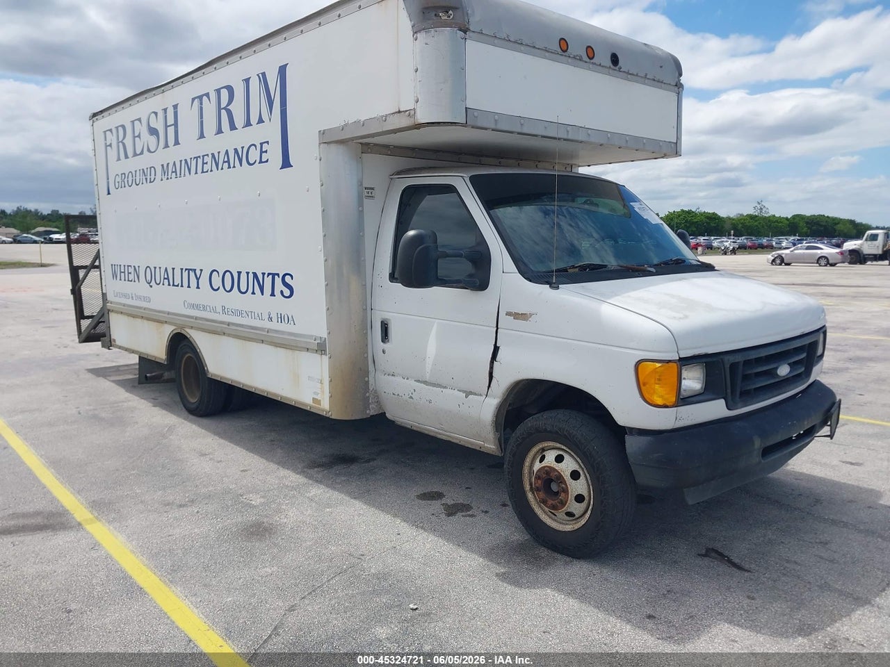 2004 FORD E-350 CUTAWAY STANDARD thumbnail 2