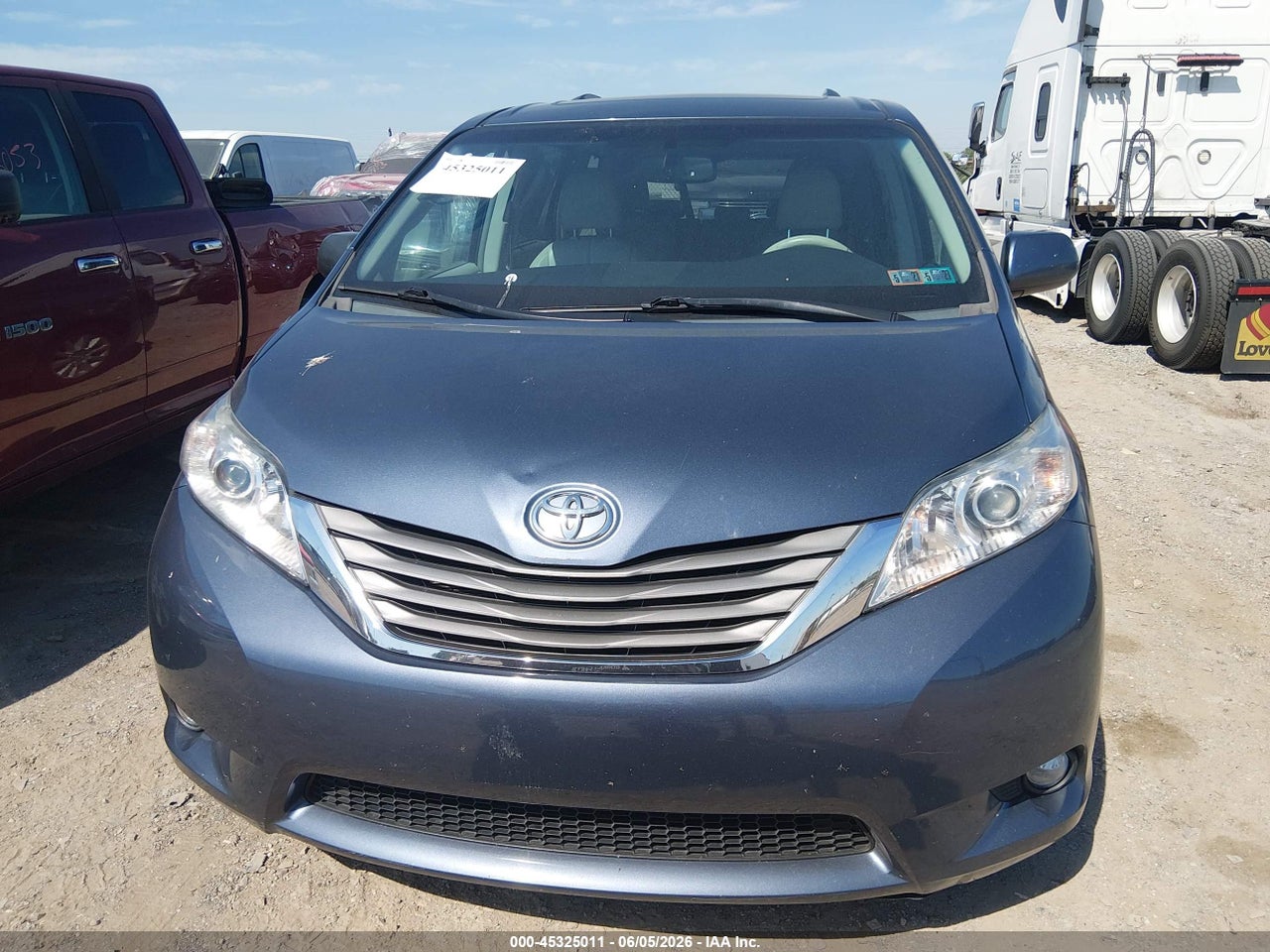 2013 TOYOTA SIENNA XLE 7 PASSENGER thumbnail 7