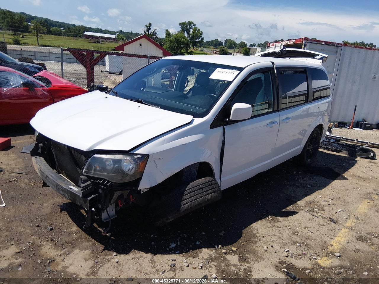 2019 DODGE GRAND CARAVAN GT thumbnail 3