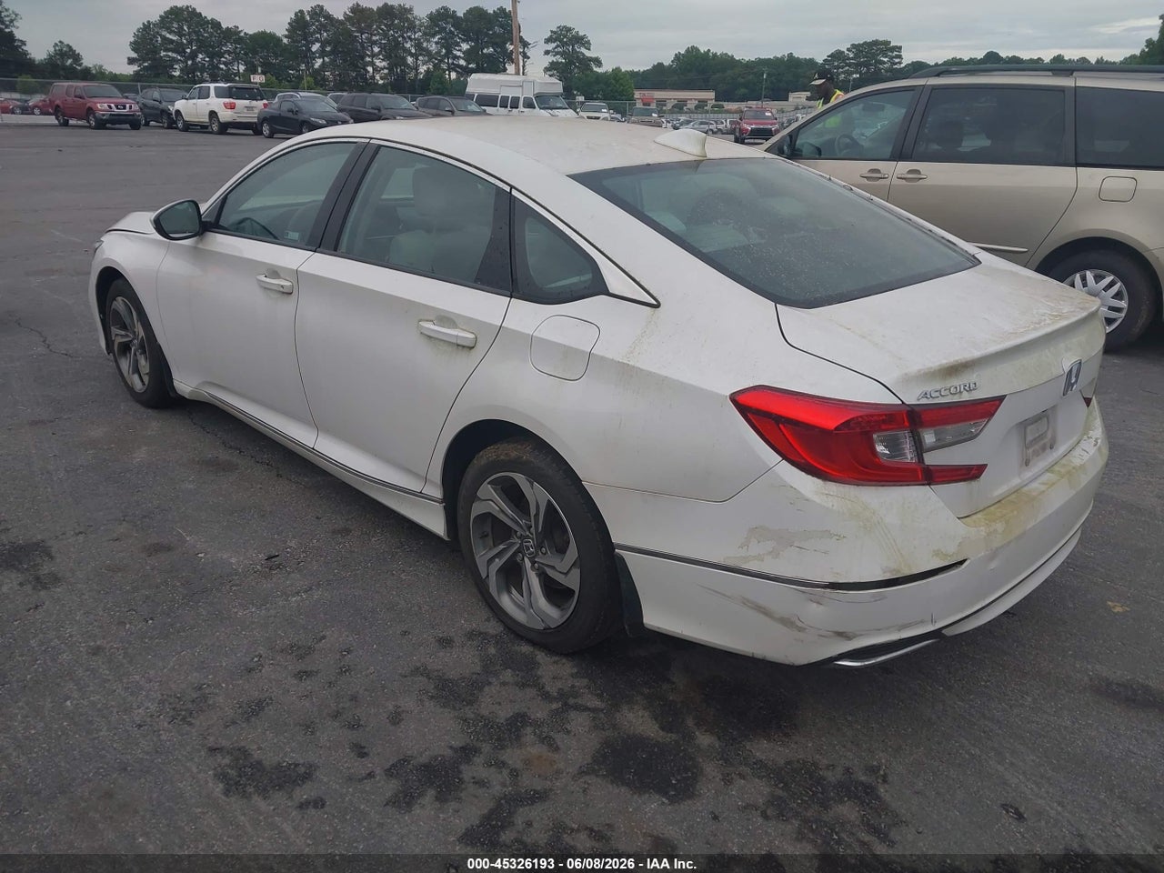2018 HONDA ACCORD EX thumbnail 4