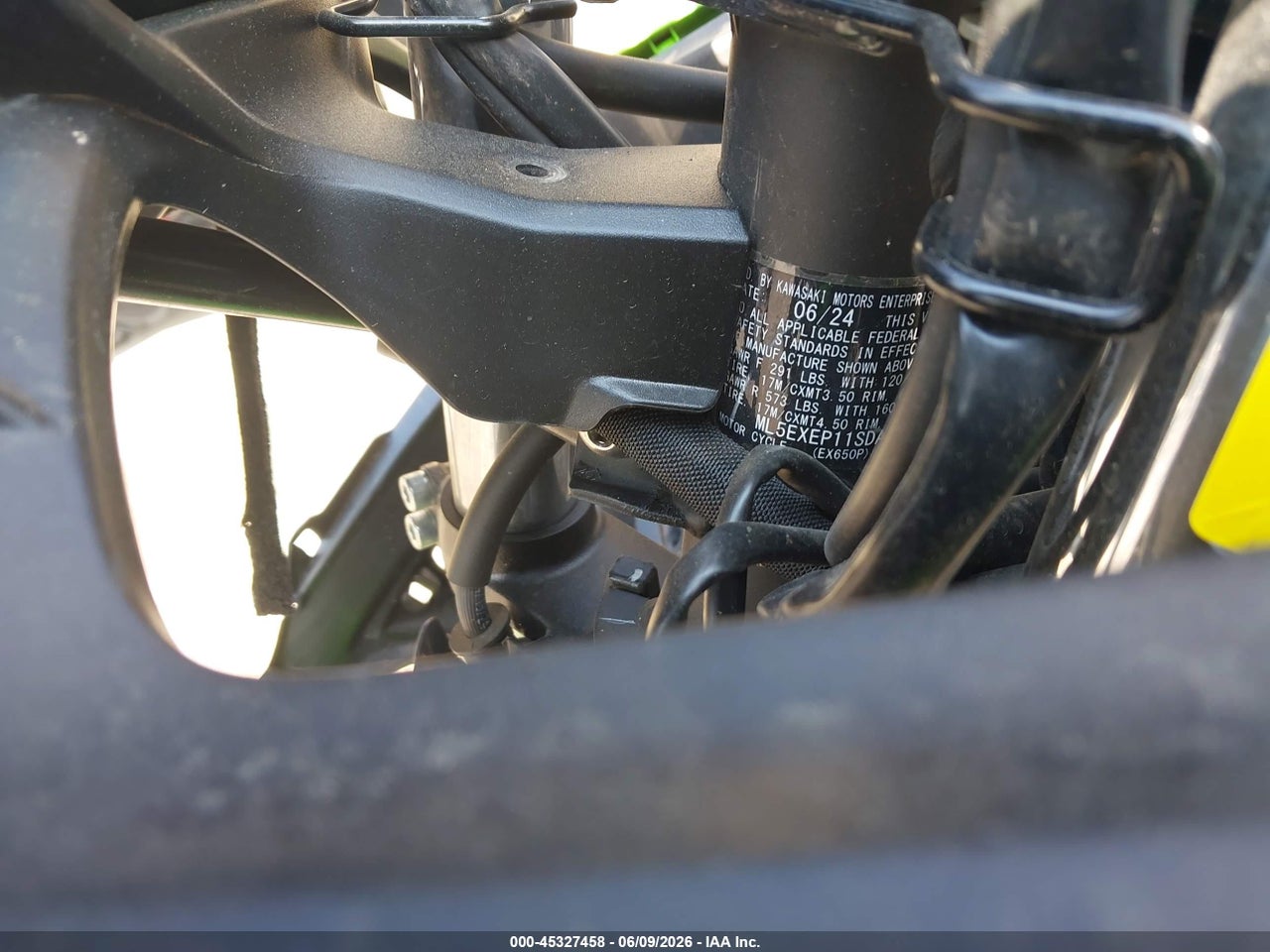 2025 KAWASAKI EX650 P thumbnail 11