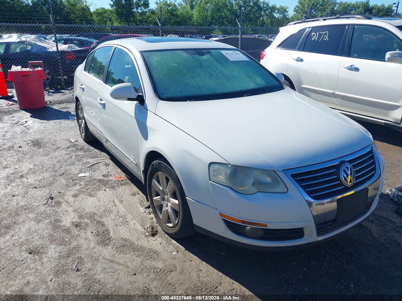 2007 VOLKSWAGEN PASSAT 2.0T thumbnail 2