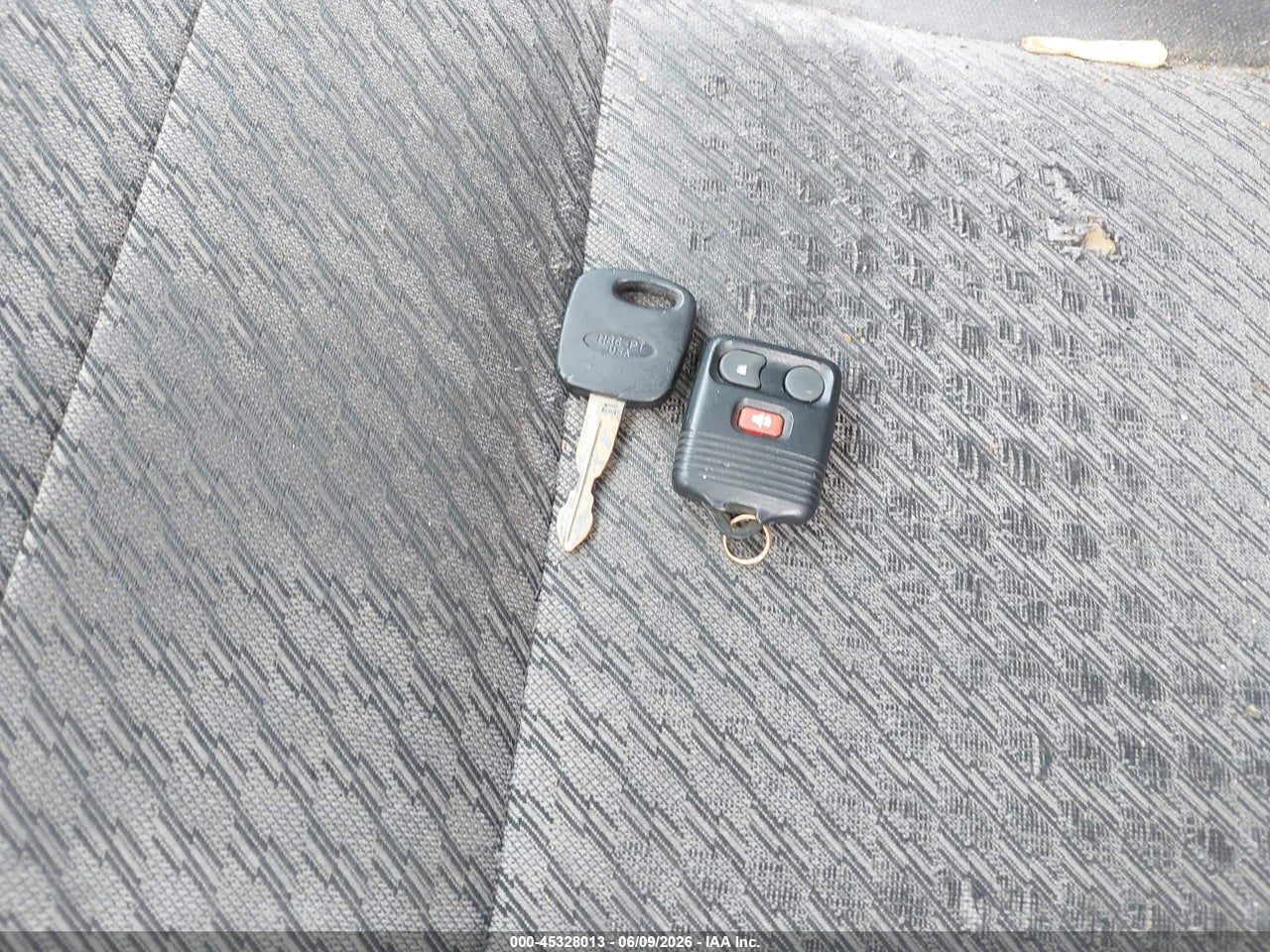 2004 FORD ESCAPE XLT thumbnail 12