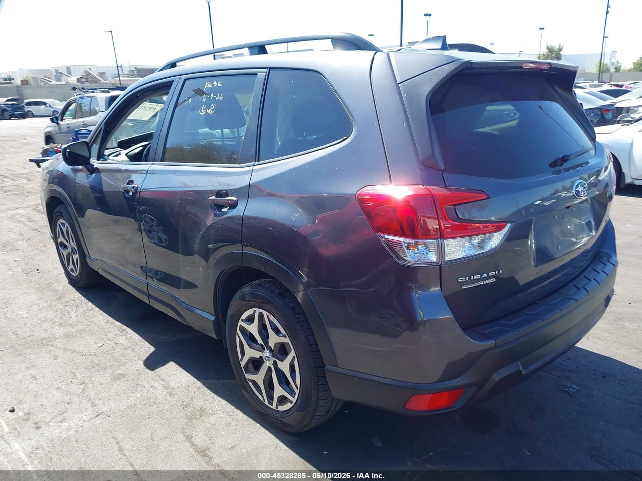 2021 SUBARU FORESTER PREMIUM thumbnail 4