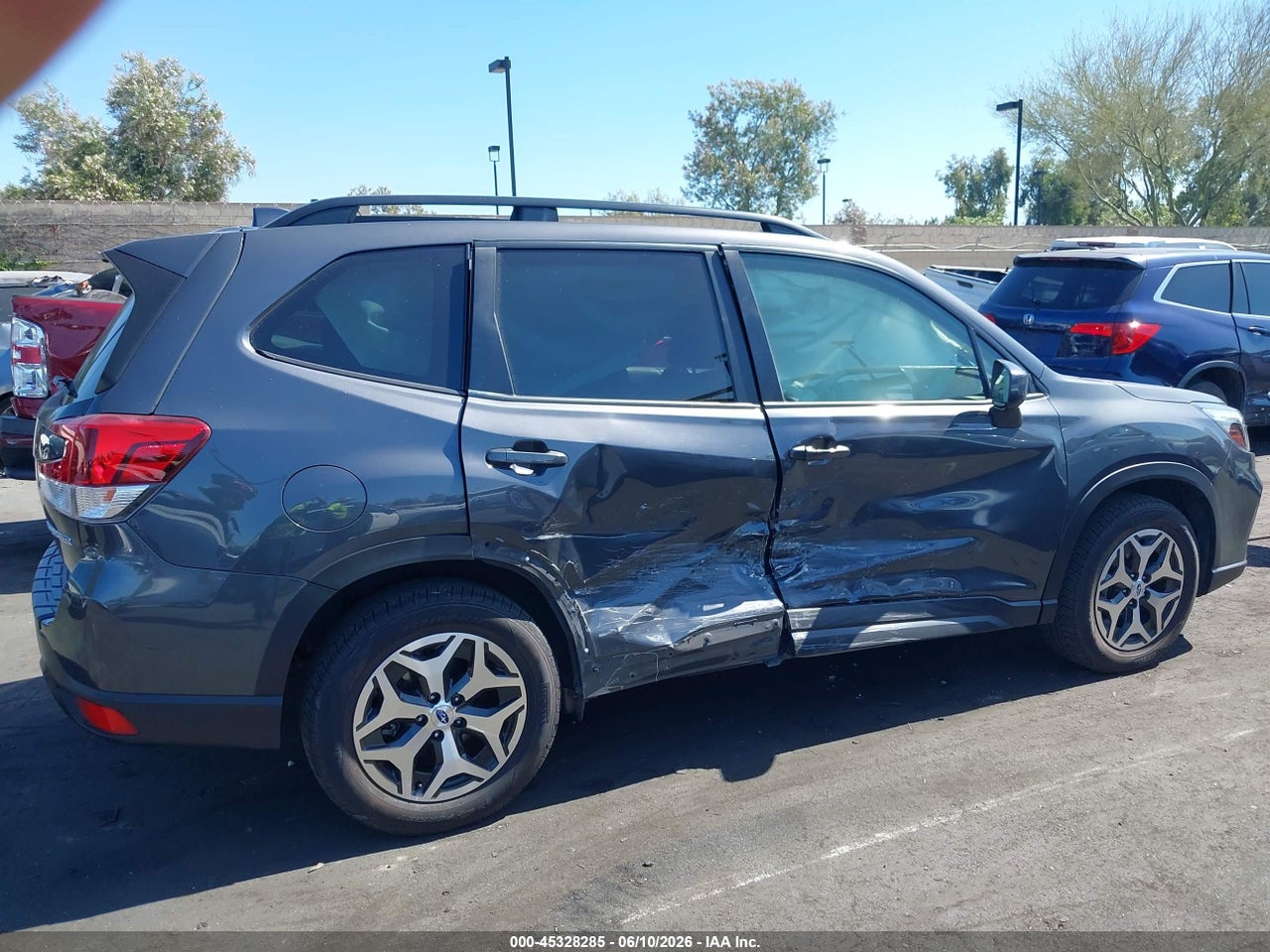 2021 SUBARU FORESTER PREMIUM thumbnail 7