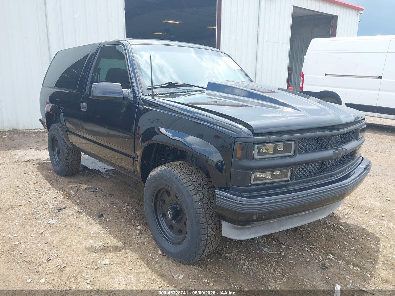 1996 CHEVROLET TAHOE K1500 thumbnail 2