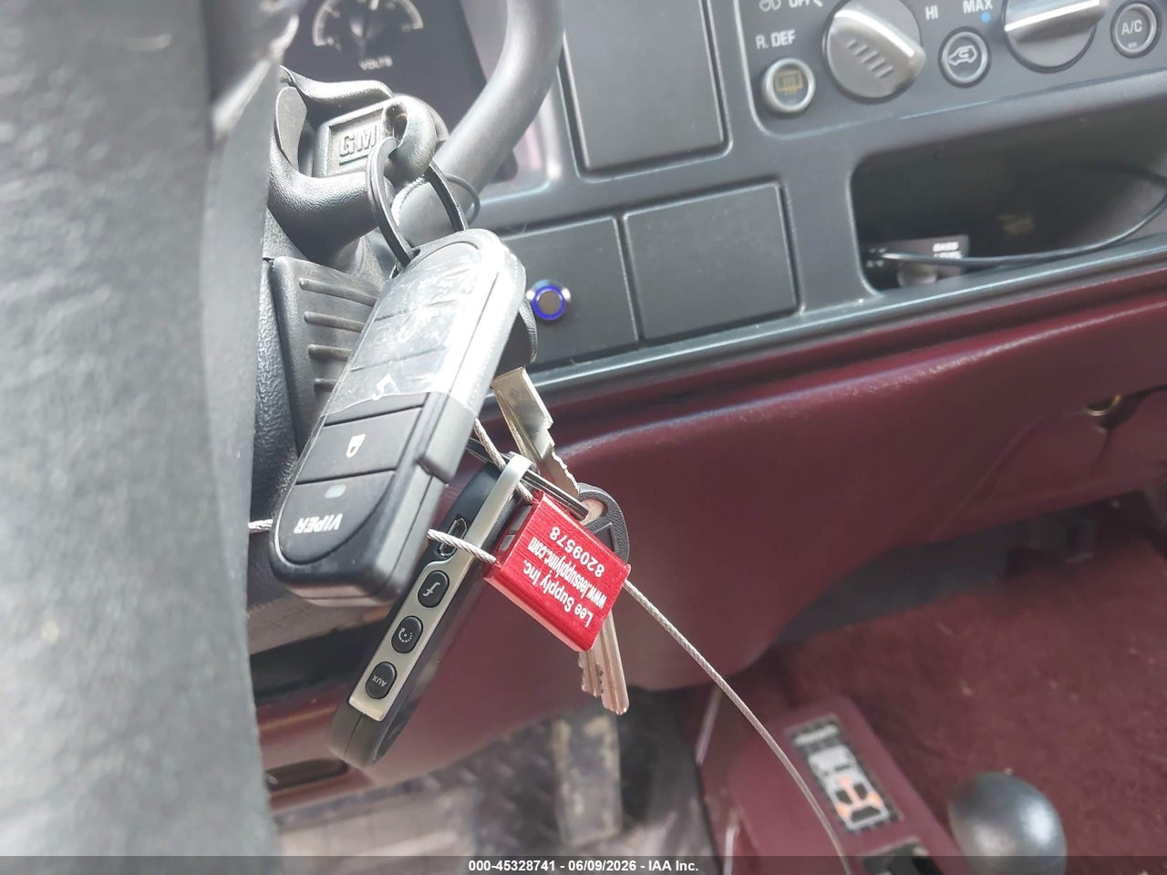 1996 CHEVROLET TAHOE K1500 thumbnail 12